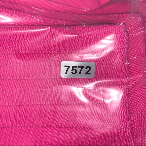 JM Collections Women’s Vibrant Pink Berry Pull On Capri Pants Size 2X NWT Summer - Picture 11 of 11